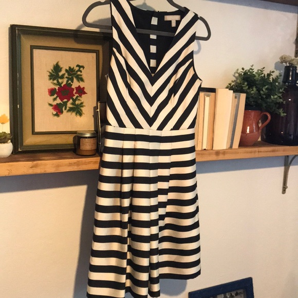 🌱Banana Republic Black and White Dress - Picture 1 of 4